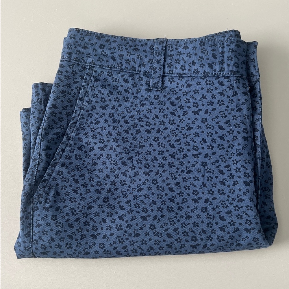Ben Sherman Regular Fit Stretch Chino Shorts Blue Floral Size 31
